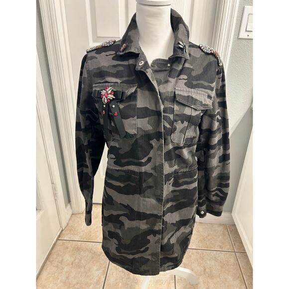 Anna Cai Embellished Camo Utility Jacket w/ Jeweled Shoulders & Bow Detail med - Picture 1 of 7